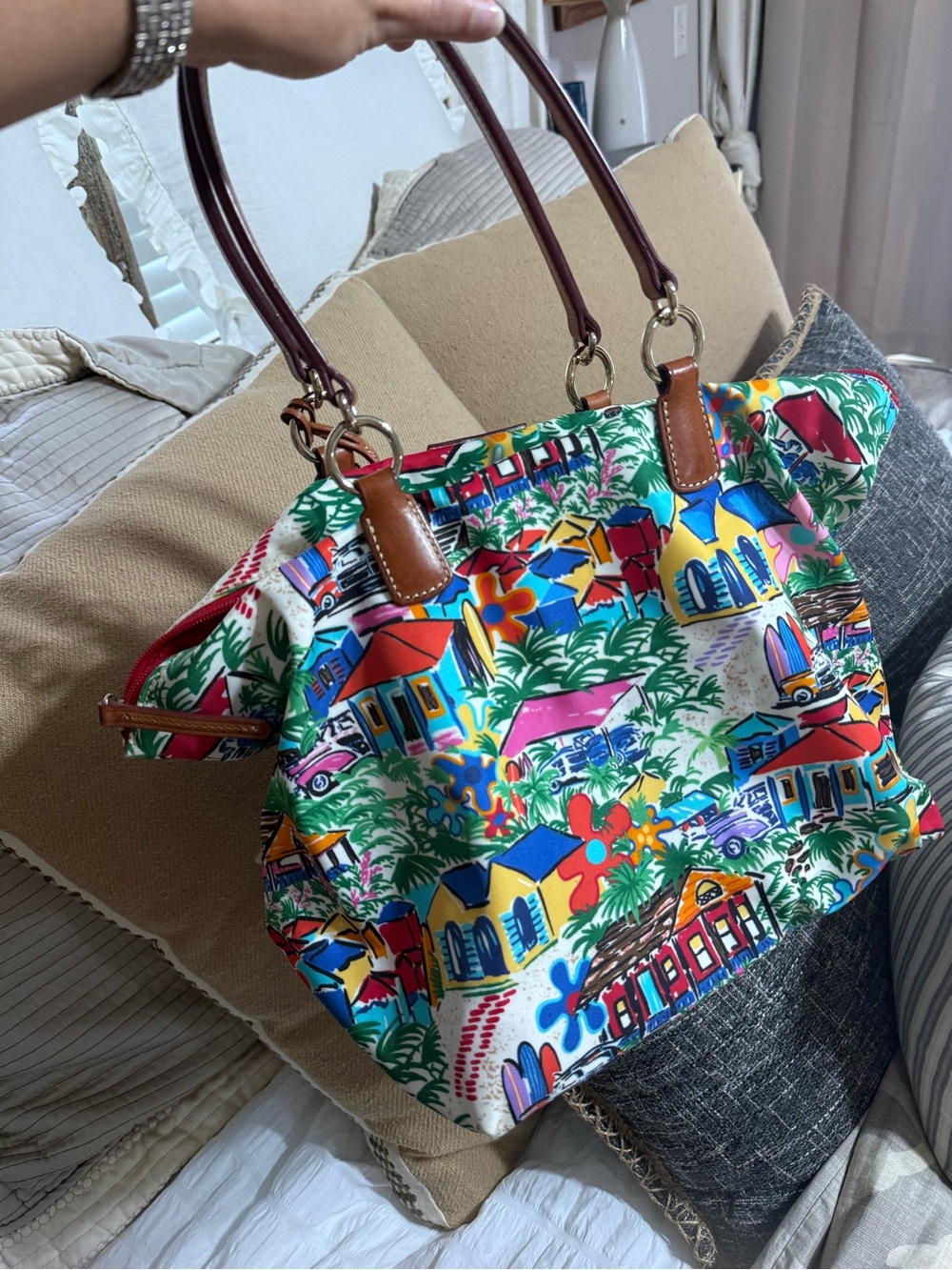 Dooney & Bourke Tropical Island Erica Shoulder Bag - Picture 3 of 10